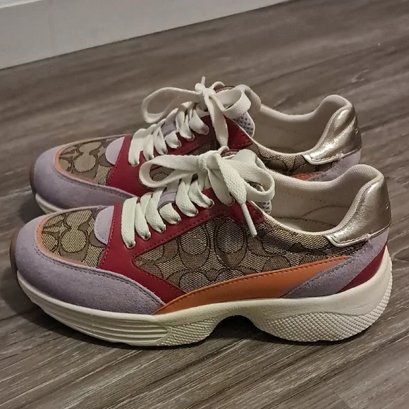 Coach Sneakers Women Size 7 New Never Worn (Nice) - Picture 2 of 16